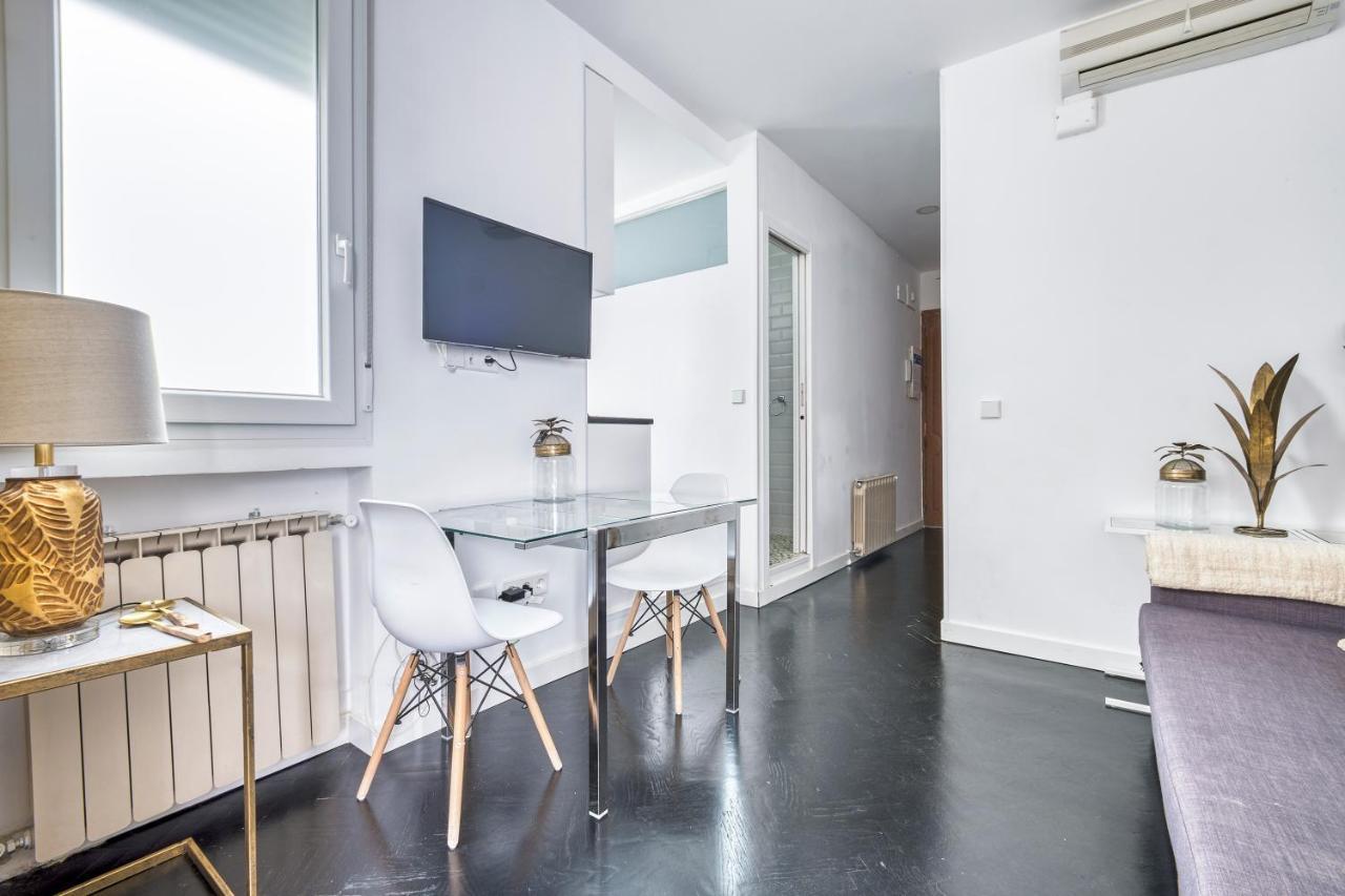 El Rastro Boutique Apartment มาดริด ภายนอก รูปภาพ